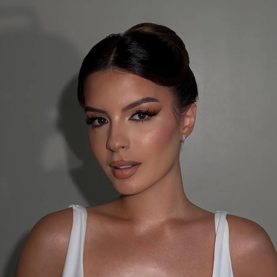 Natural makeup look 2 by Noor Alawi